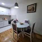 Апартаменти Riverside *